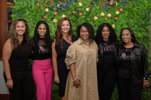 The Off-the-Field NFL Wives’ Association representatives (from left to right): Amber Staples, Sherice Brown, Amy Cramer (Hall of Fame Health), Michelle McElroy, Tamiko McKenzie and Ashley Brown.