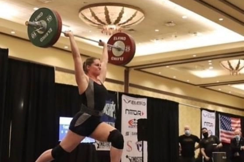 Danielle Colan weightlifting